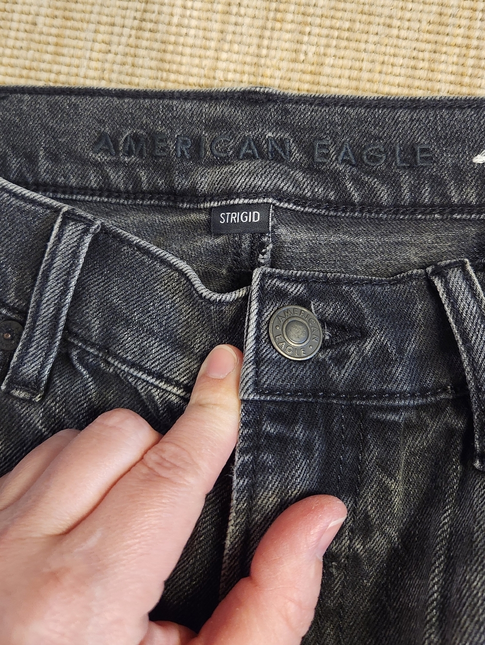 American Eagle Strigid Ex-Boyfriend Jean Distressed US 2 Regular - Picture 3 of 11